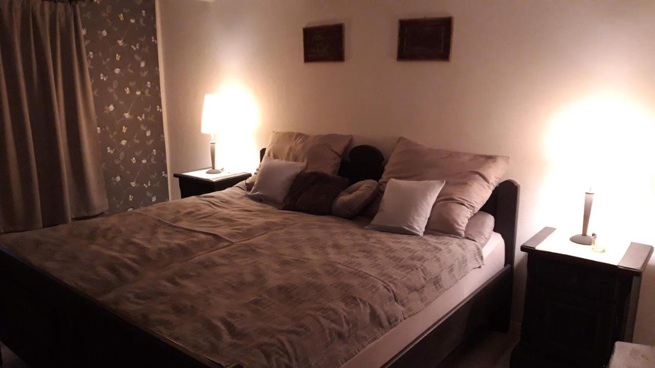 Kismadar Vendeghaz Noszvaj Apartment ภายนอก รูปภาพ