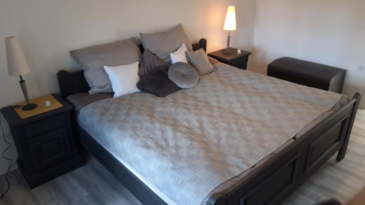 Kismadar Vendeghaz Noszvaj Apartment ภายนอก รูปภาพ